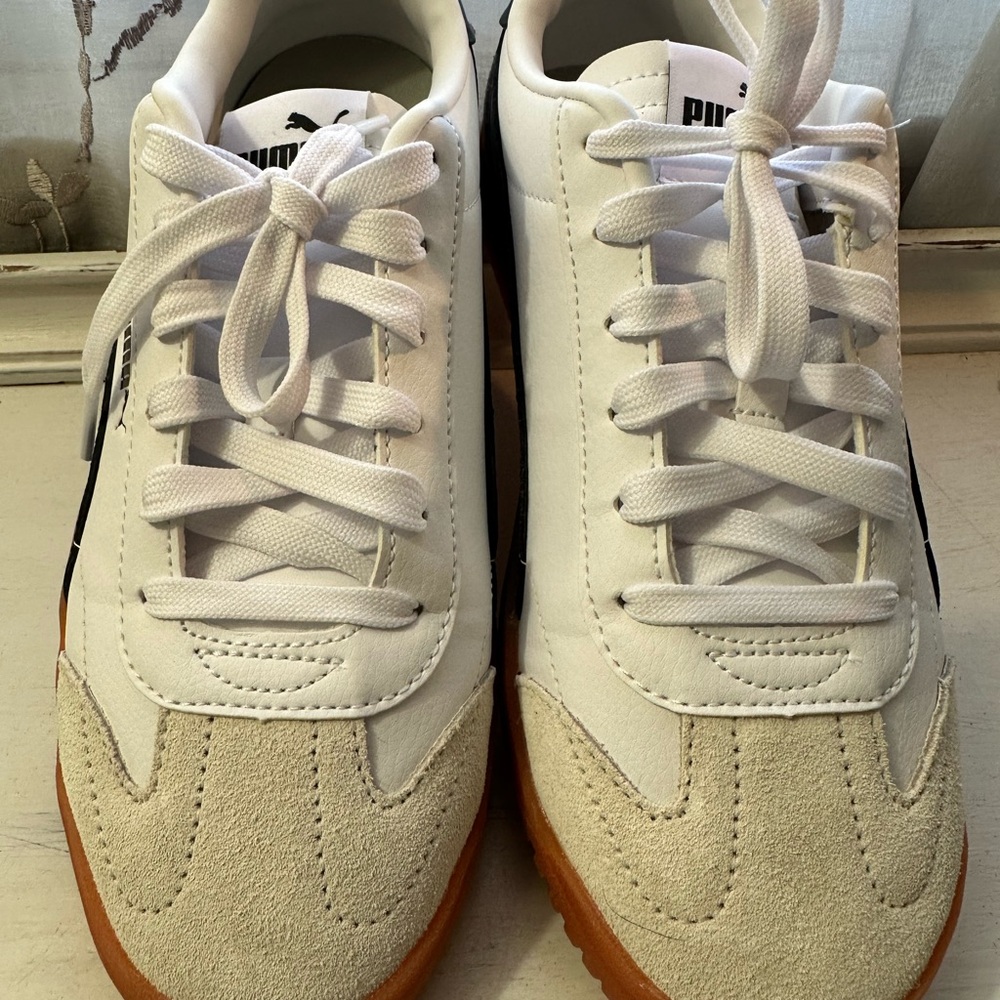 Puma Club 5v5 Beige Suede w/ White & Black Leather Sneakers - Picture 9 of 9